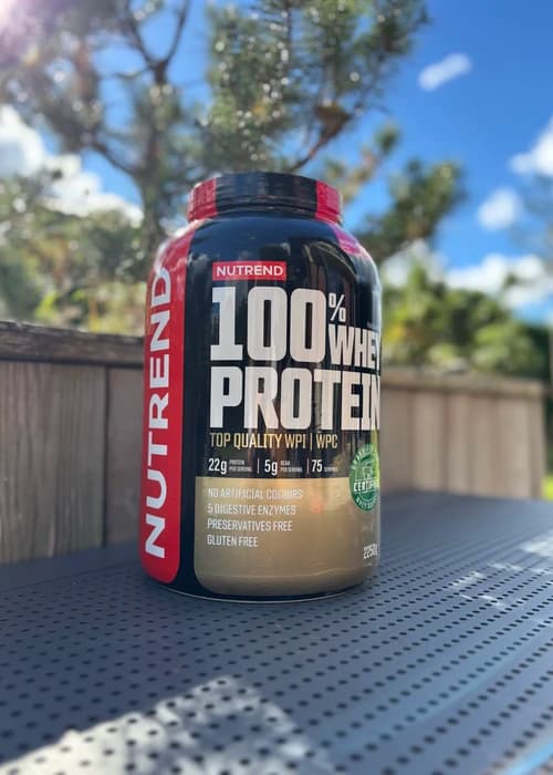 Baltymų kokteilis Nutrend 100% Whey protein, 2250g